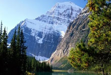 凯发娱乐：【原创】足彩预测分析：周五012英足总杯-维拉VS西汉姆联.